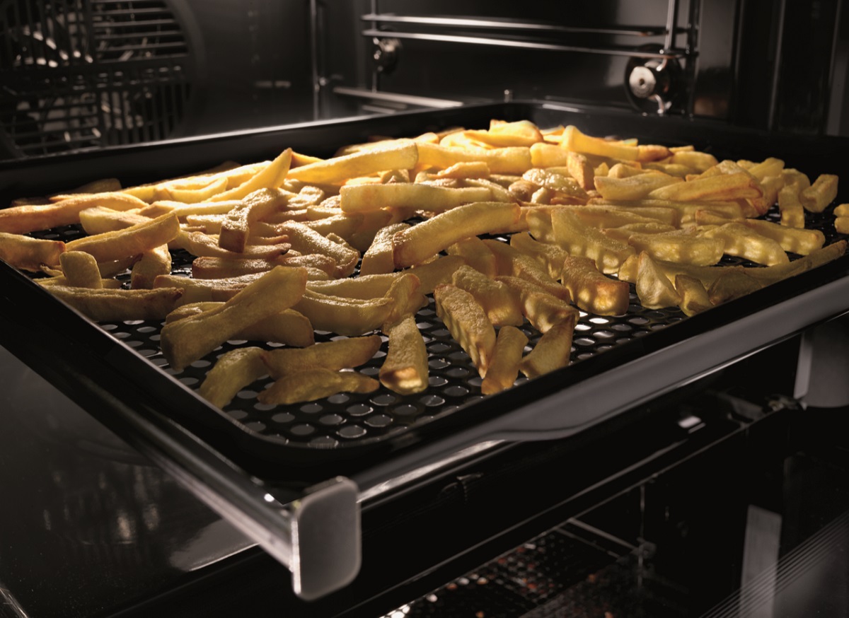 Купить Электрический духовой шкаф KUPPERSBUSCH B 6350.0 S7 — Фото 4