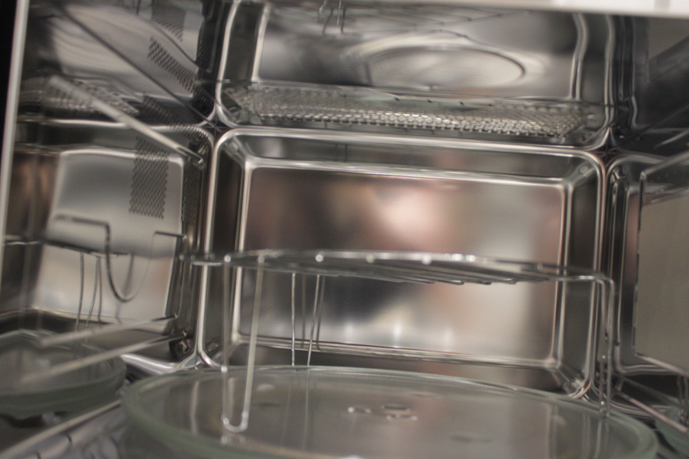 Купить Встраиваемая СВЧ печь KORTING KMI 825 TGB — Фото 3