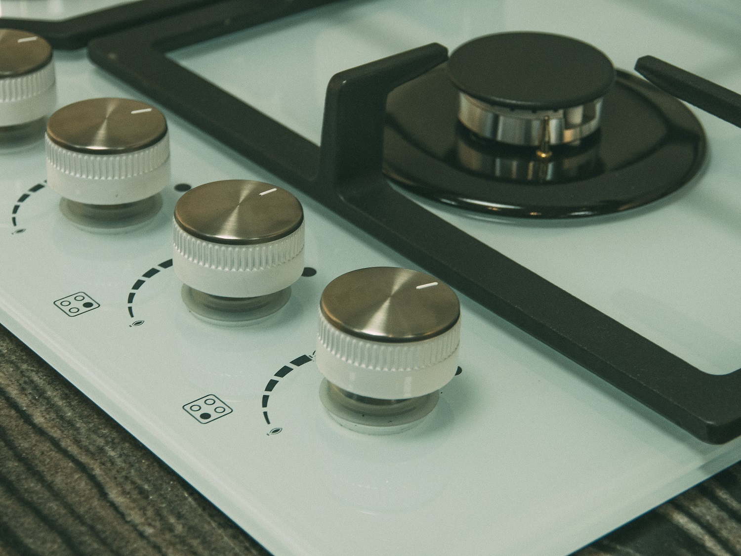 Купить Газовая варочная панель LEX GVG 640-1 WH белый — Фото 4